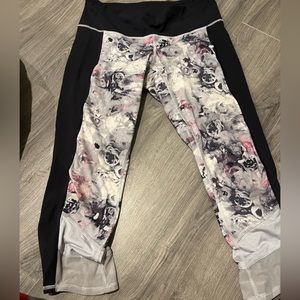 Lululemon leggings size 8 floral print